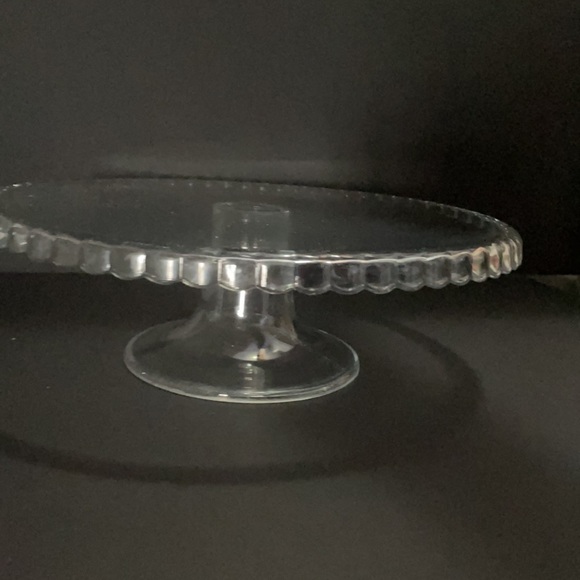 Vintage Cake Stand Clear Glass Pedestal Cake Serving Platter - Picture 2 of 4